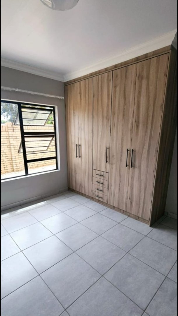 To Let 3 Bedroom Property for Rent in Flamwood North West